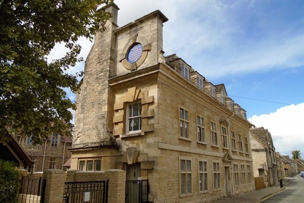 developer listed building apartment Georgian Cotswolds Cirencester stone townhouses